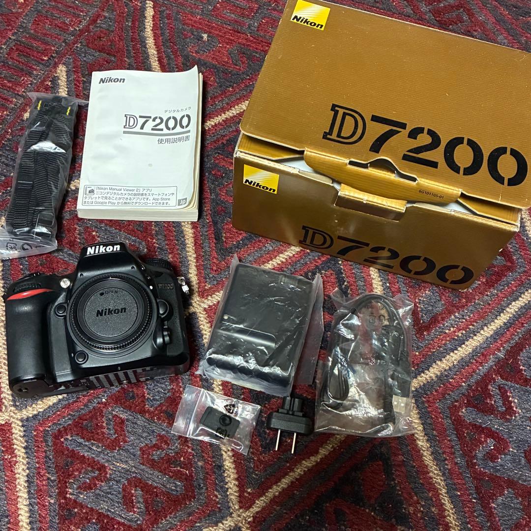 Nikon ニコン　D7200