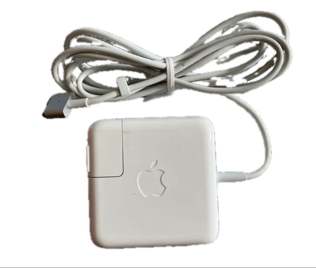 MacBookAir 11インチ2015年充放電回数31回光るリンゴマーク