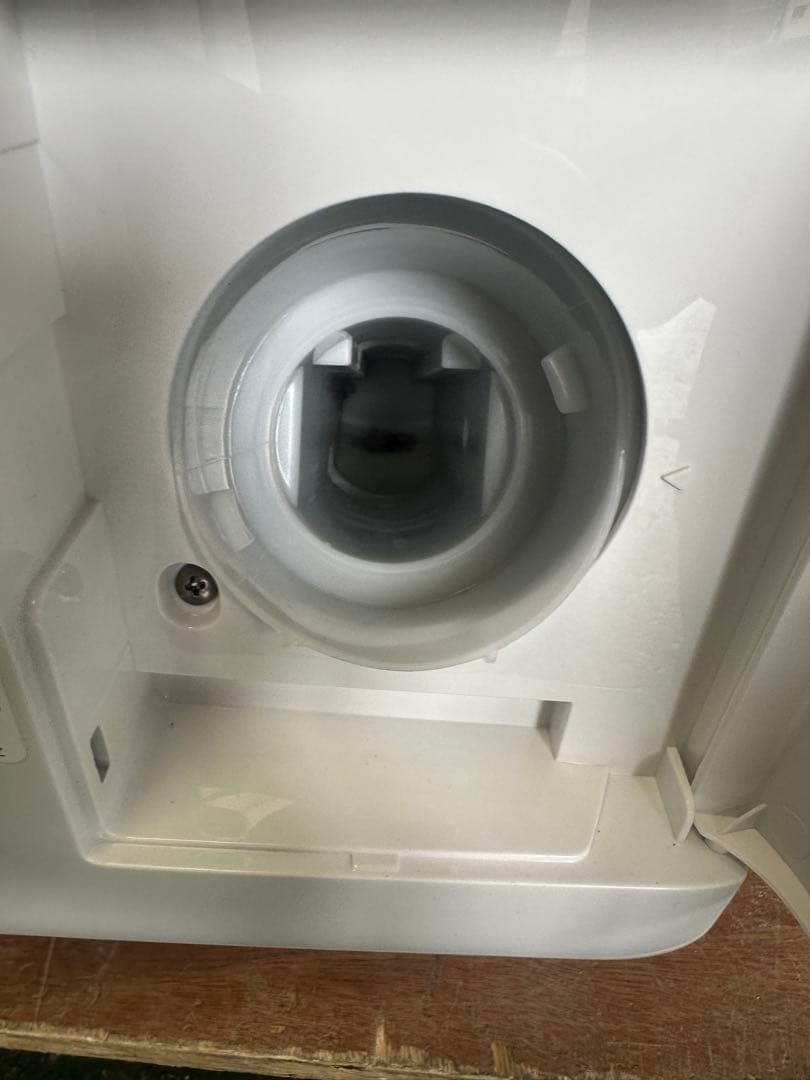 超美品 【2024年製】SHARP ES-S7J