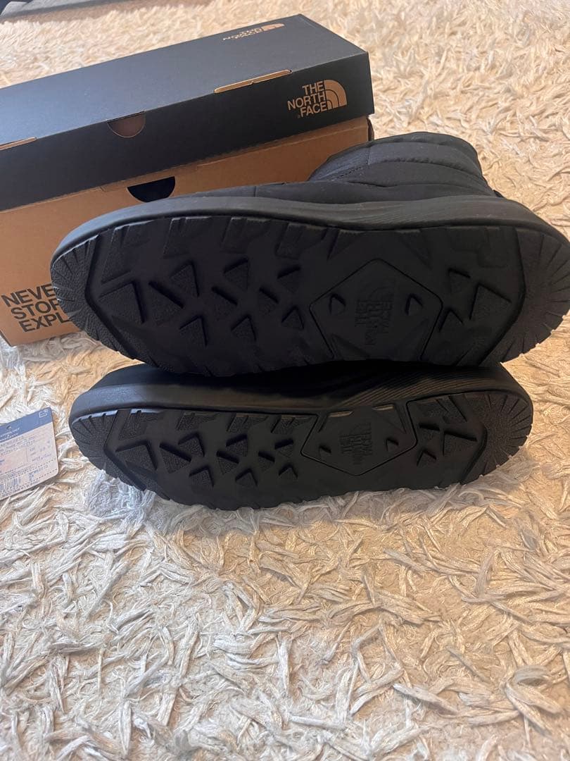 新品未使用THENORTHFACE ノースフェイス ヌプシ　スノーブーツ　防水