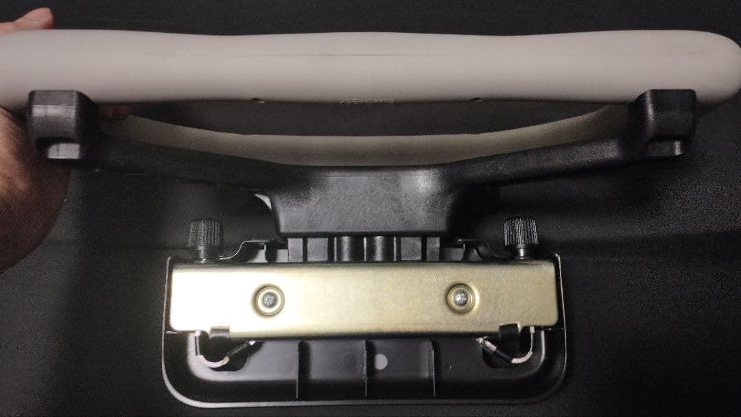 サポトヨプラス　アシストグリップ　ヘッドレスト＋つり革タイプ