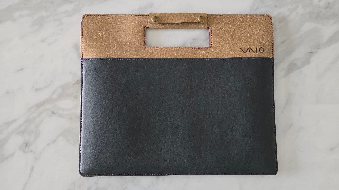 VAIO Z WinPro64メモリ8G SSD256G 美品