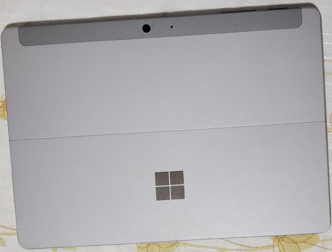 (ほぼ新品) Surface GO 3 6500 8GB/128GB off