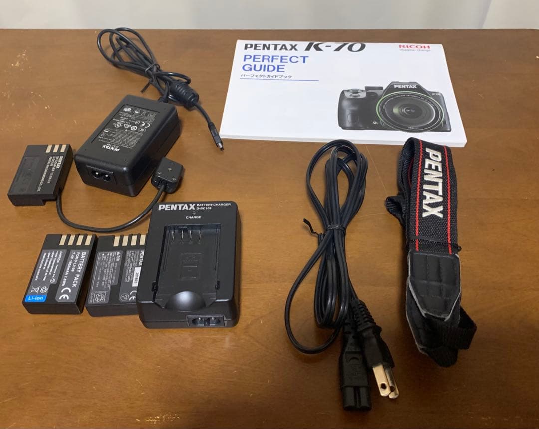 PENTAX K-70＋TAMRON単焦点レンズ＋SIGUMA望遠レンズ付き