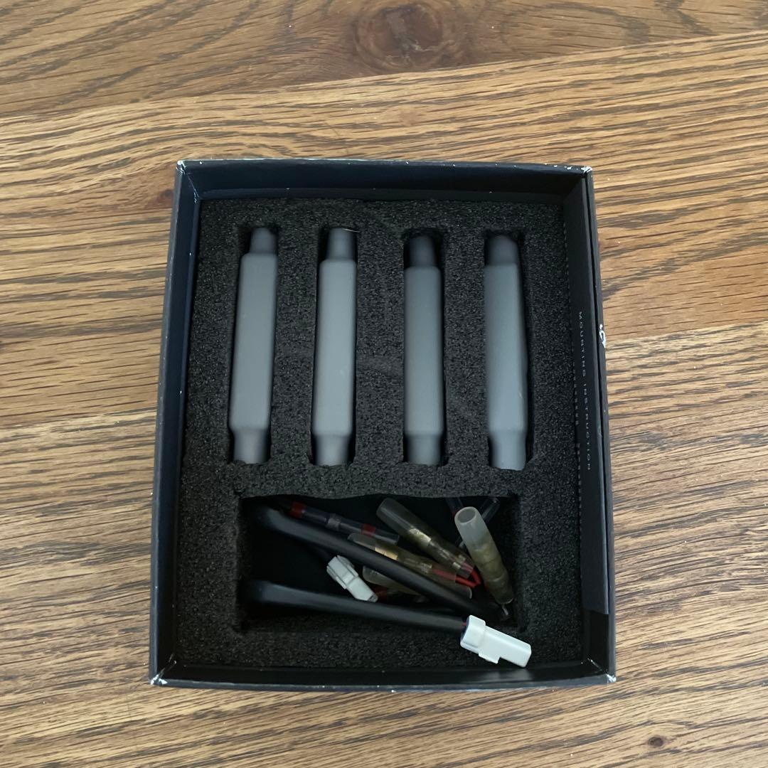 rizoma FR070BM 極小ウィンカーフロント　パニガーレv4