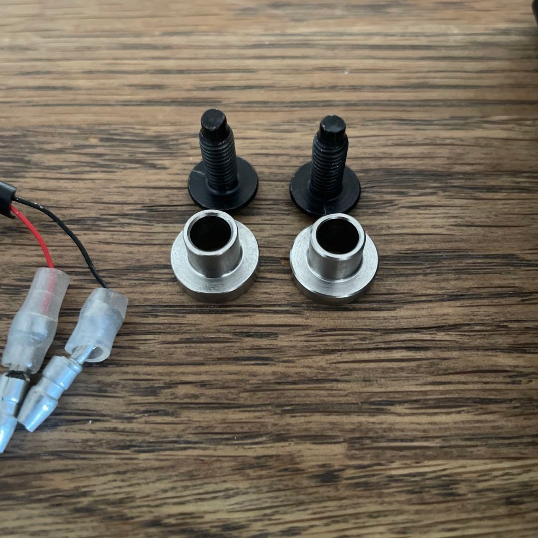 rizoma FR070BM 極小ウィンカーフロント　パニガーレv4