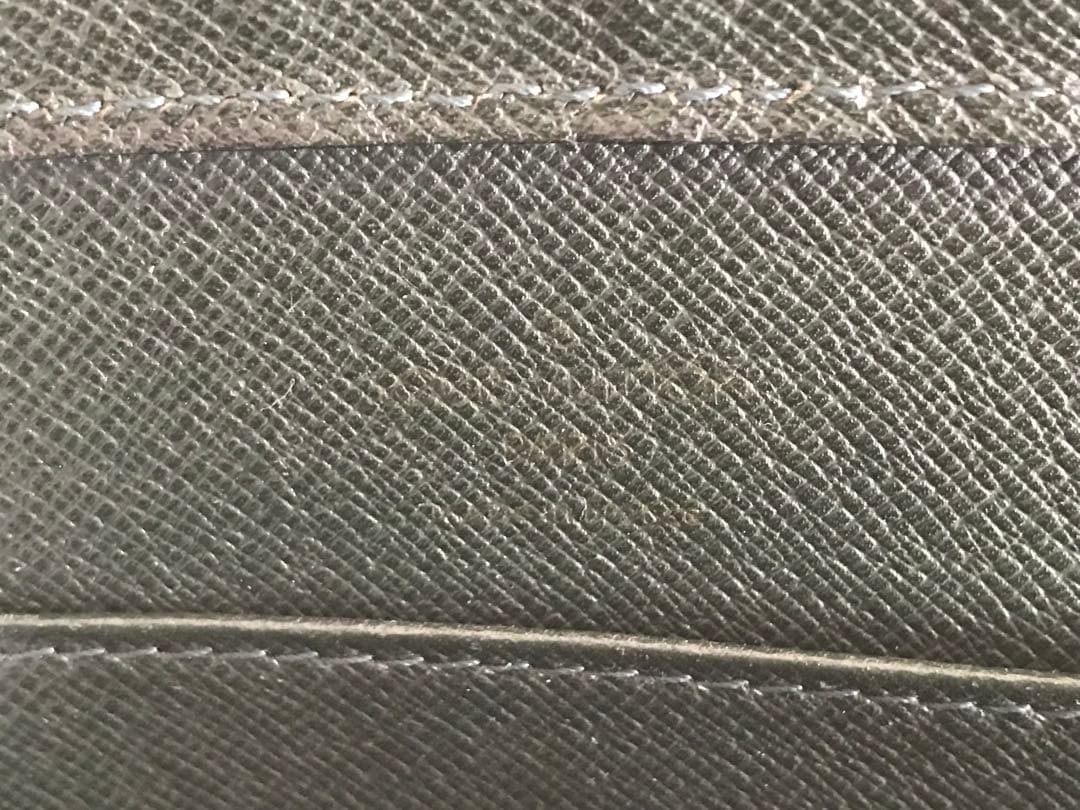 ルイヴィトン タイガ セカンドバッグ