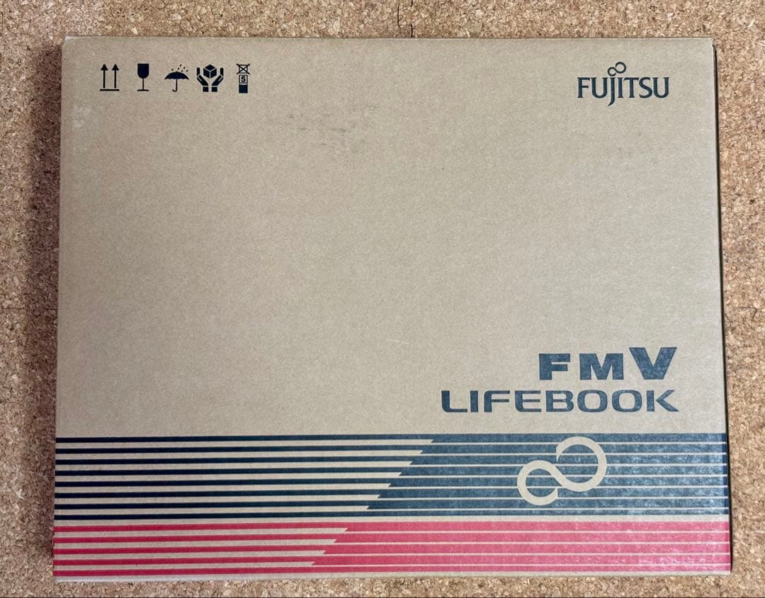 富士通 LIFEBOOK AH56/M アルマイトホワイト ノートPC