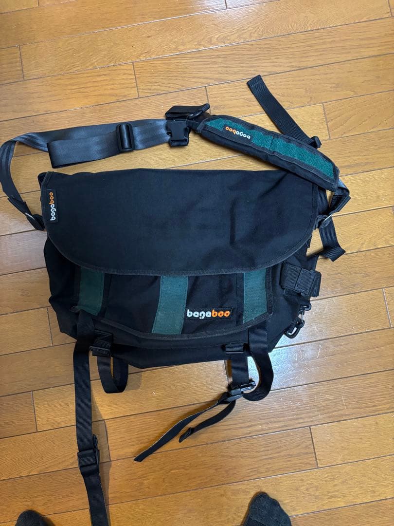 bagaboo メッセンジャーバッグ　ブルーラグ　バガブー　bluelug