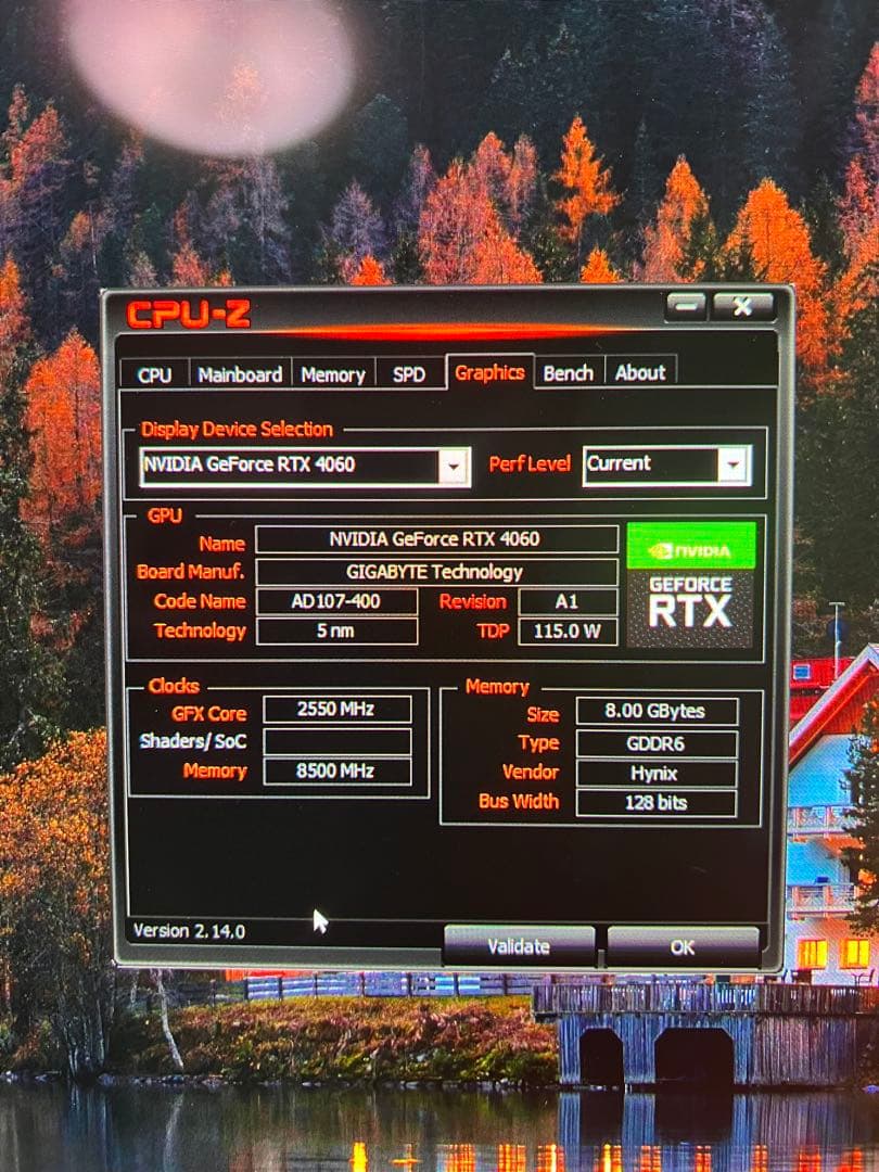 中古GIGABYTE AERO OC 8G GeForce RTX 4060