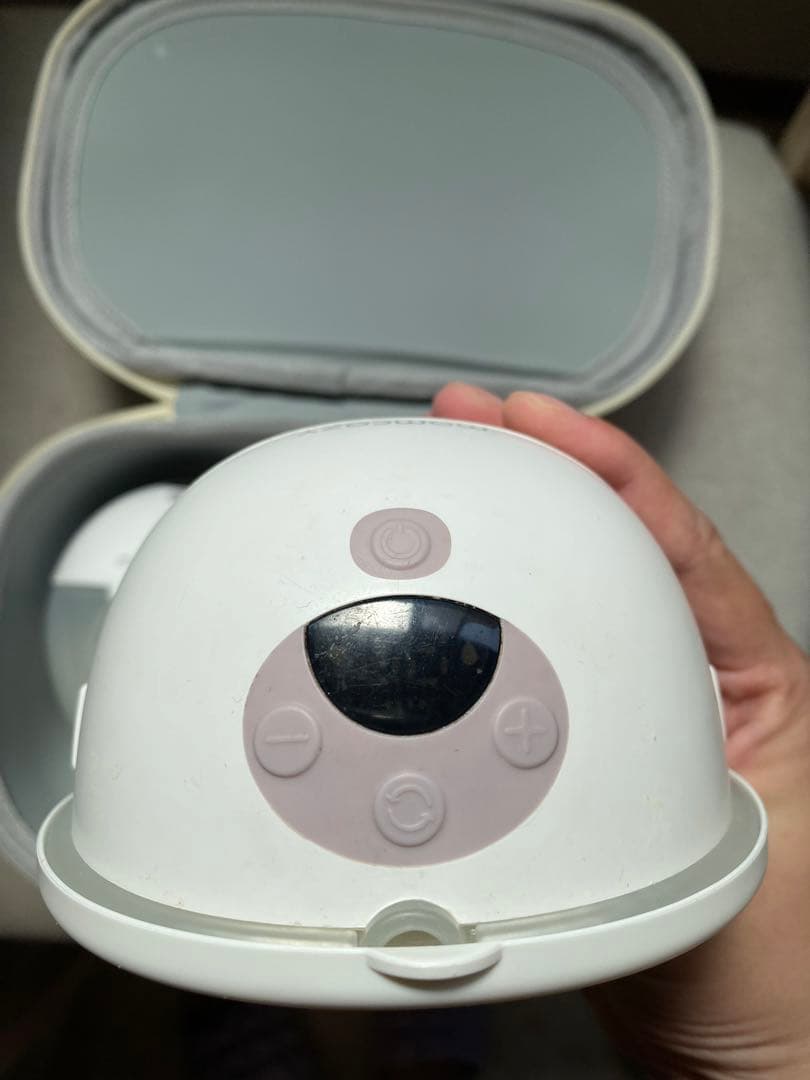 momcozy ハンズフリーポンピングデバイス