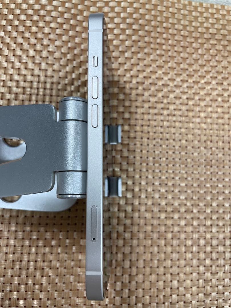 iPhone 14 128 GB スターライトSIMフリー【8957】