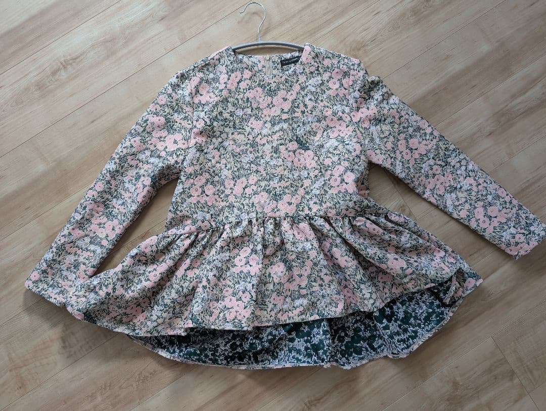 ツルバイマリコオイカワ　花柄　Gala ブラウス