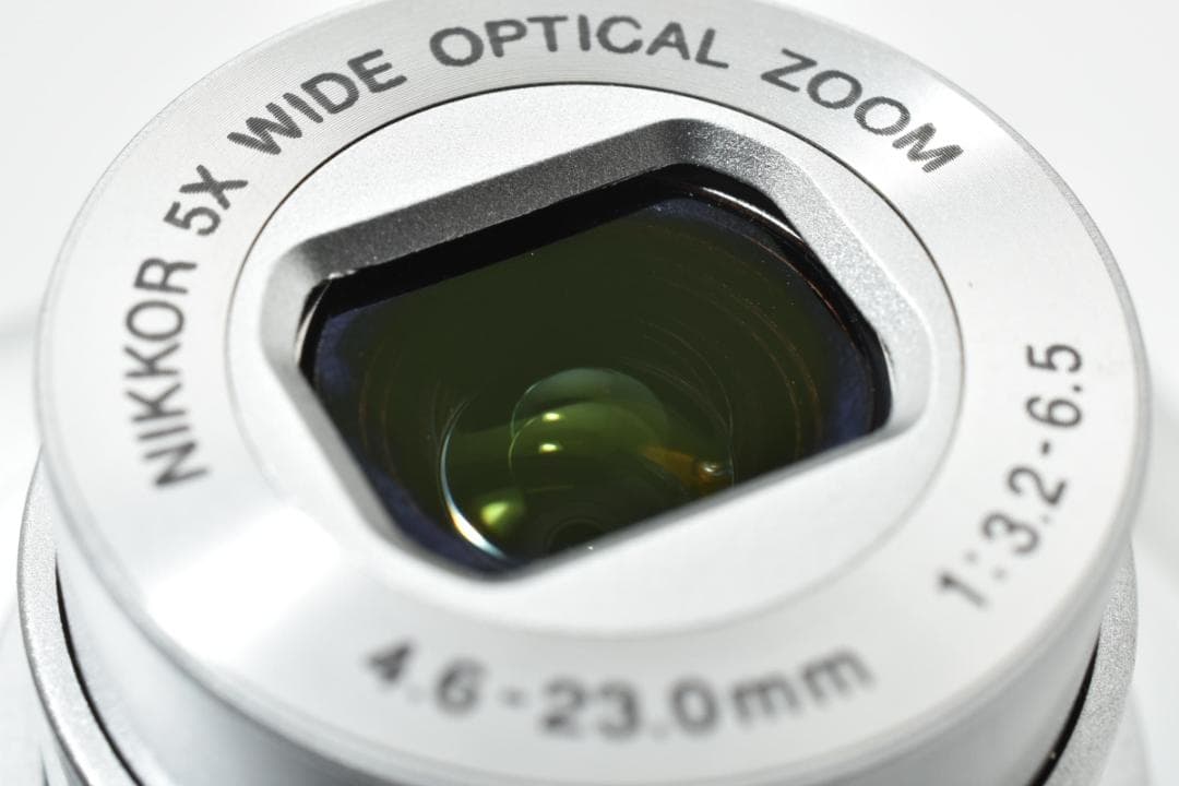 【美品】Nikon COOLPIX A100 シルバー　動作確認済