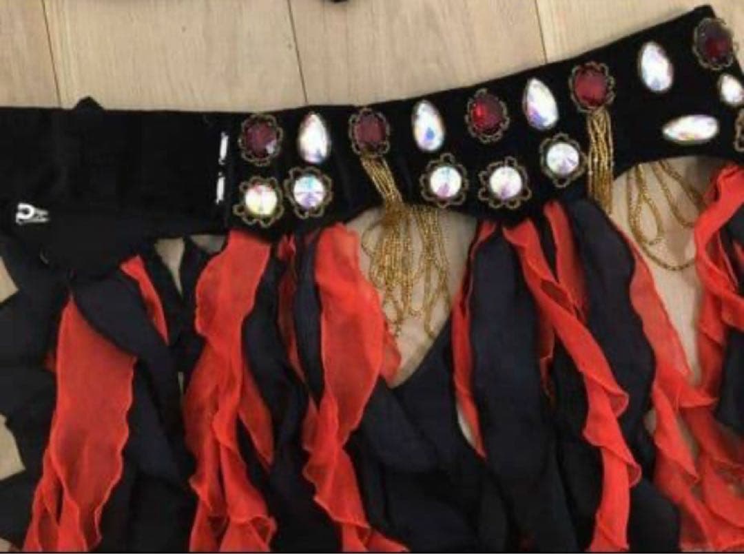 ベリーダンス衣装 ロシア製 大粒スワロフスキー オリエンタル/ドラムソロ