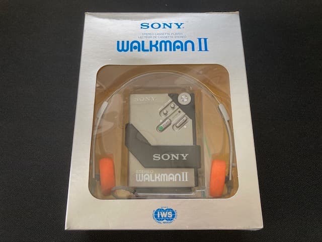超美品箱入セット 高音質 整備済完全動作品 SONY WM-2 ヘッドホン付属品