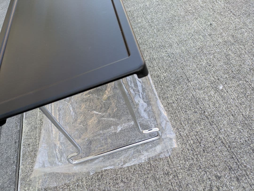 日産セレナ　C27用ラゲッジテーブル　ほぼ未使用品