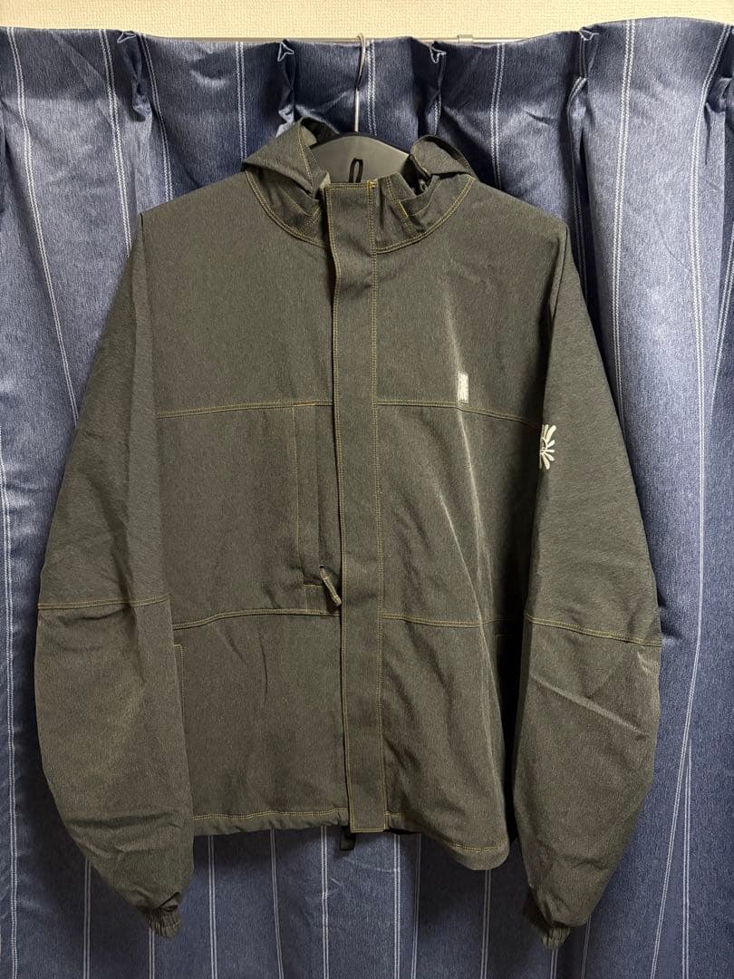 686 スノボーウェア　ジャケット+ズボンセット