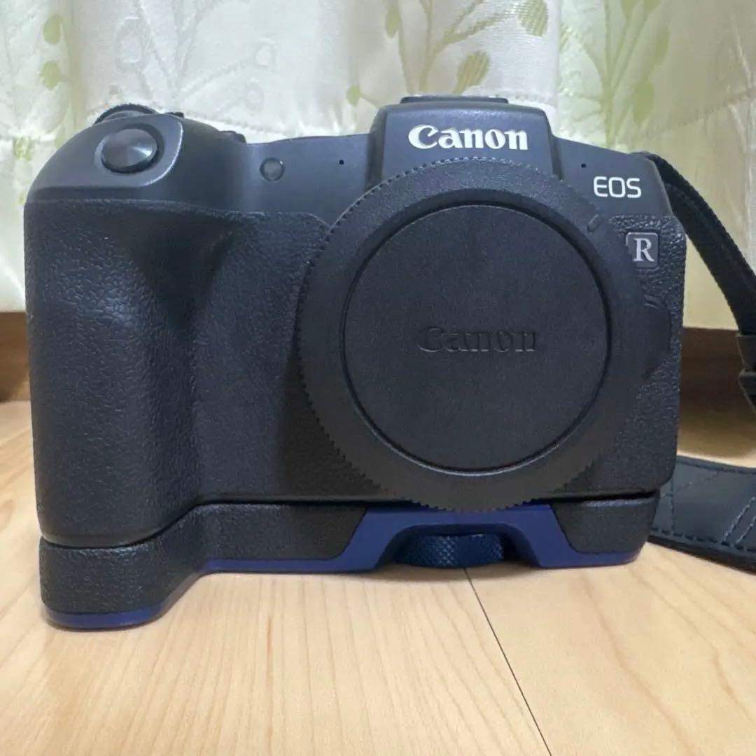 Canon EOS RPミラーレス一眼　EG-E1 付き