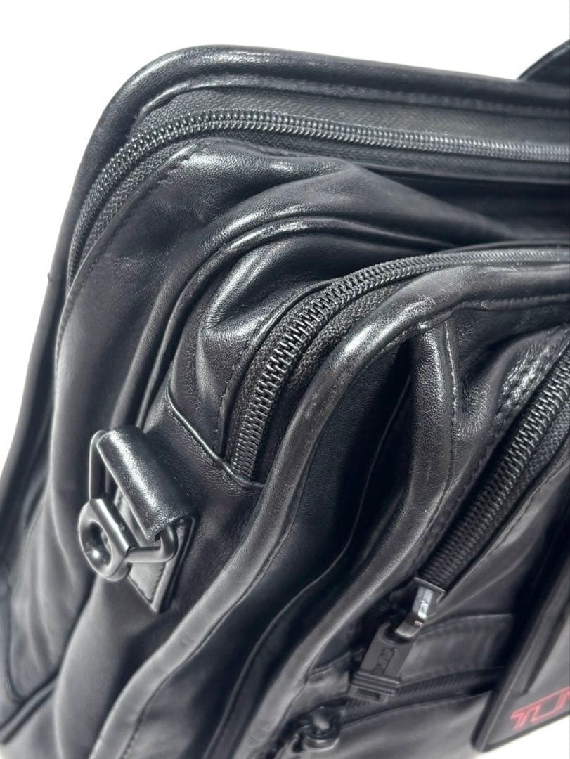 さむがり 　TUMI（トゥミ）9601D3レザーAlphaシリーズ