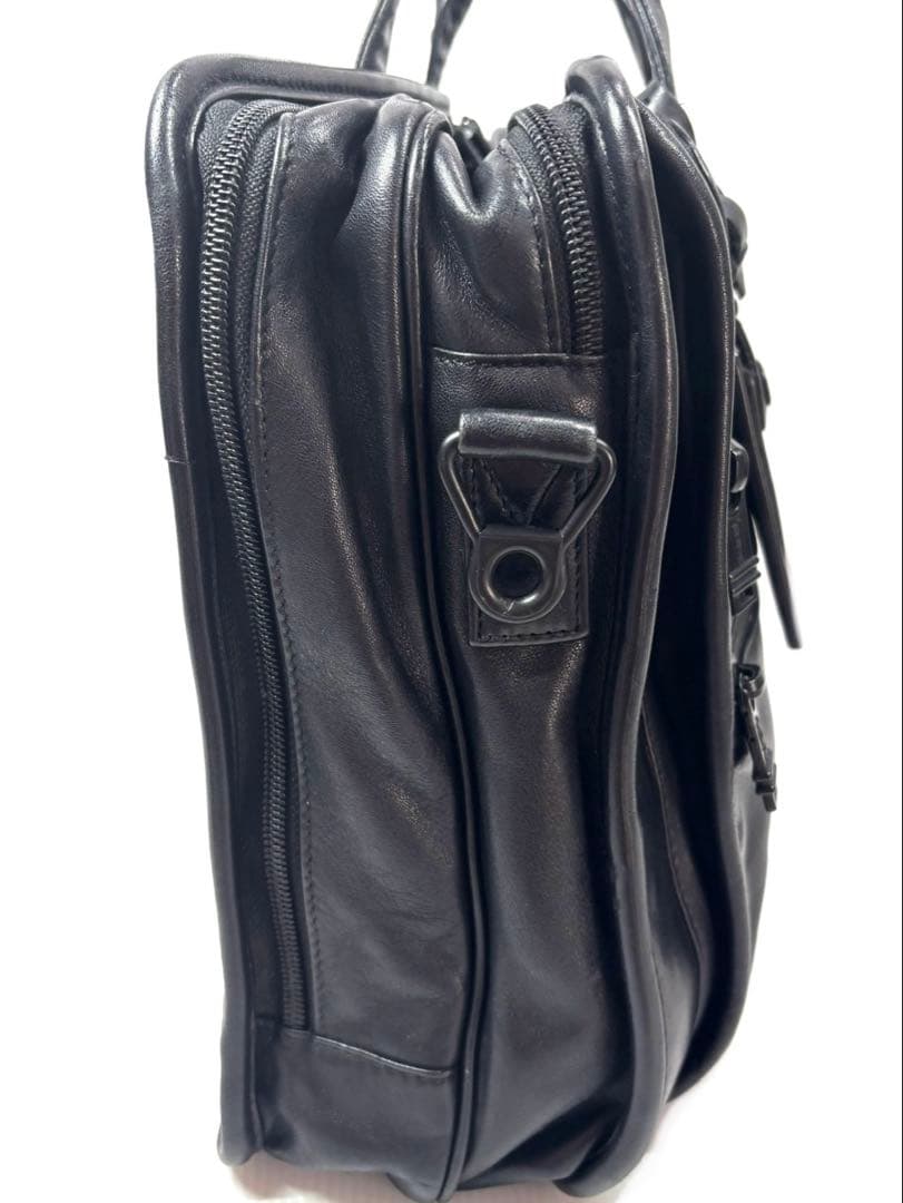 さむがり 　TUMI（トゥミ）9601D3レザーAlphaシリーズ