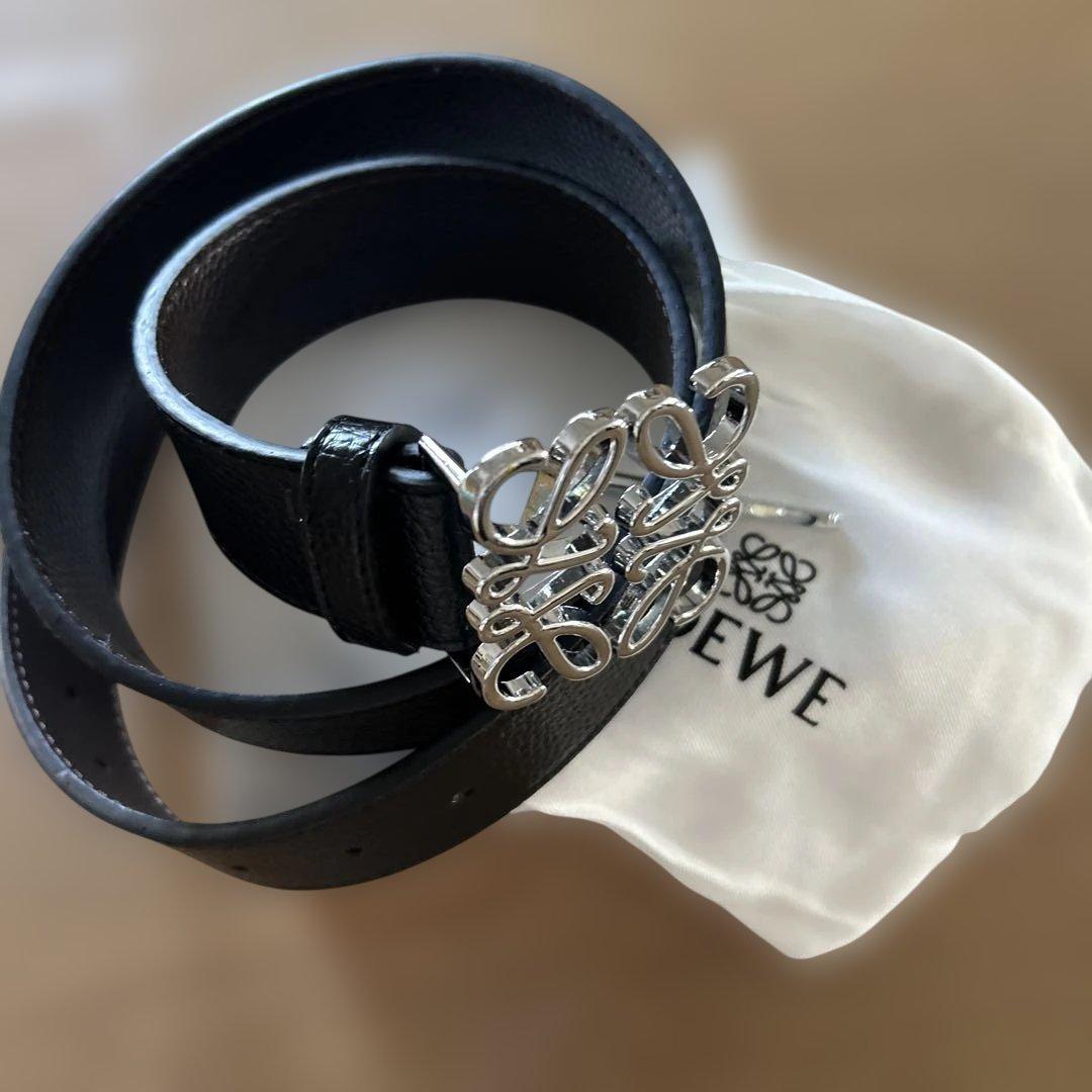 ロエベ　黒レザー ベルト シルバー バックル