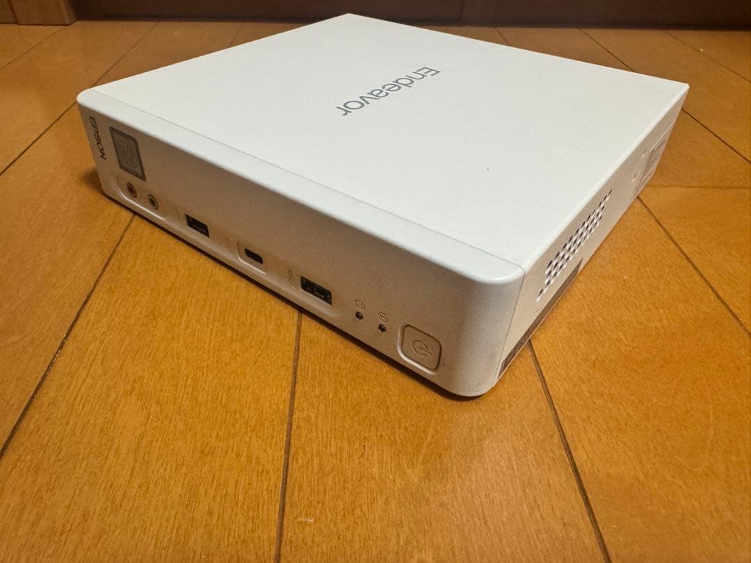 Endeavor ST190E 小型PC i3 8100T SSD500GB