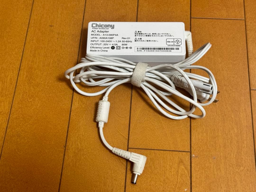 Endeavor ST190E 小型PC i3 8100T SSD500GB