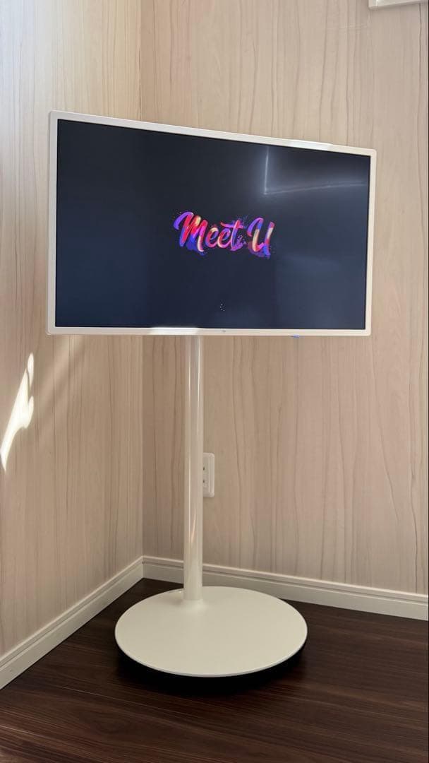 KTC MegPad 32型 4K UHD 移動式スマートモニター