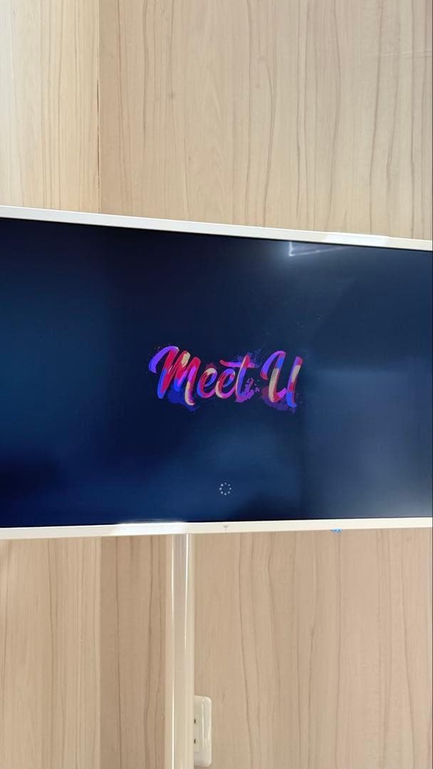 KTC MegPad 32型 4K UHD 移動式スマートモニター