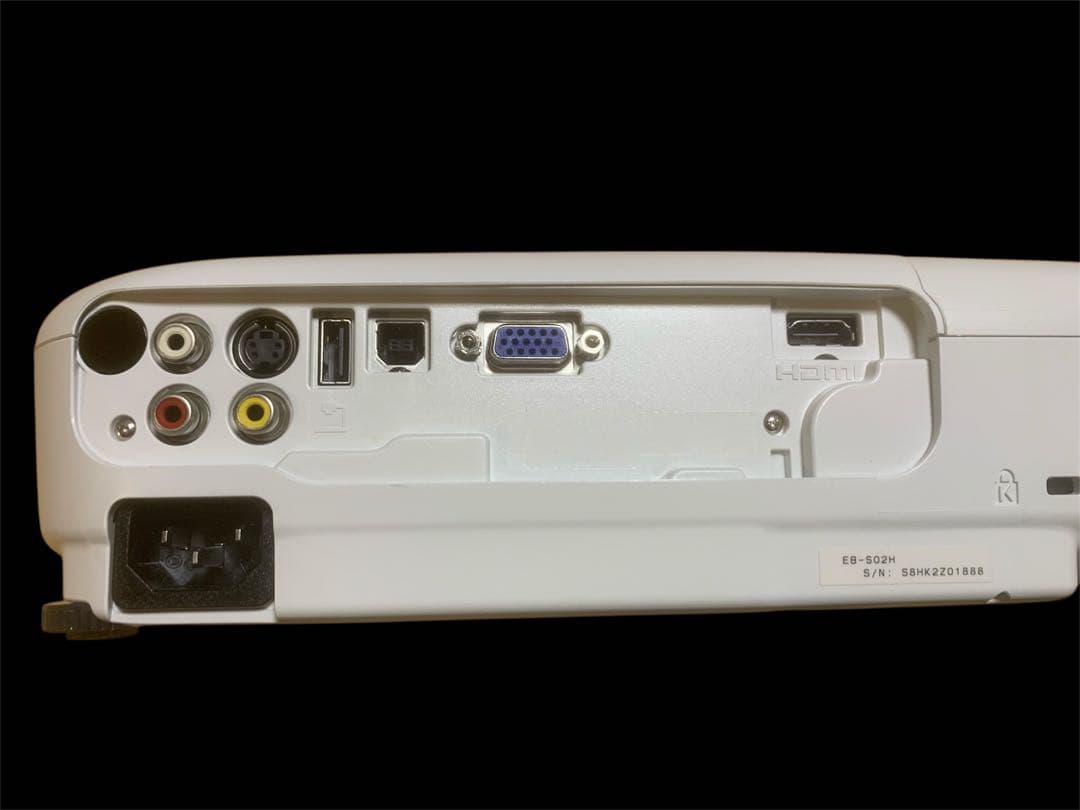 EPSON プロジェクターEB-S02H 美品　動作確認済