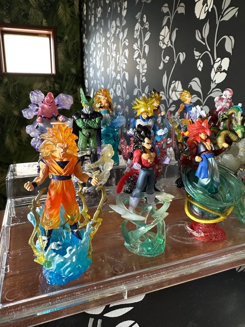 ドラゴンボール キャラクターコレクション フィギュア 超サイヤ人4 神龍