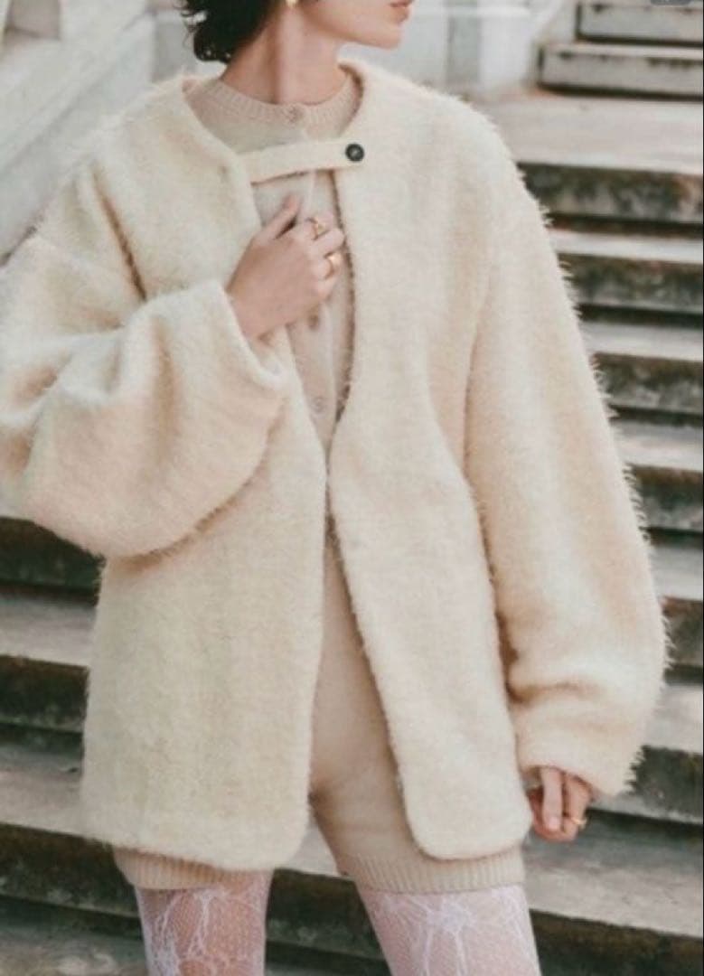 EAPHI COCOON SHAGGY JACKET クリーム