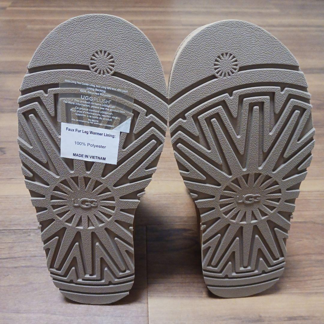 2726　UGG　クラシックミニ　ディッパーパッファー　24　チェスナット　新品