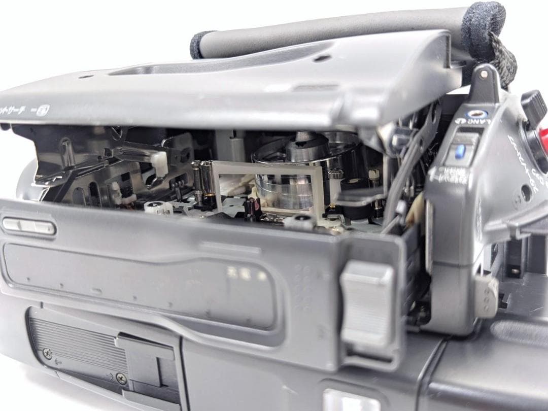 8mmテープのダビングに！ SONY ビデオカメラ CCD-TRV91