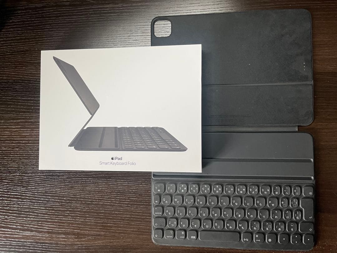 美品【本体＋純正キーボード】iPad Air第5世代Wi-Fi 64GB ブルー