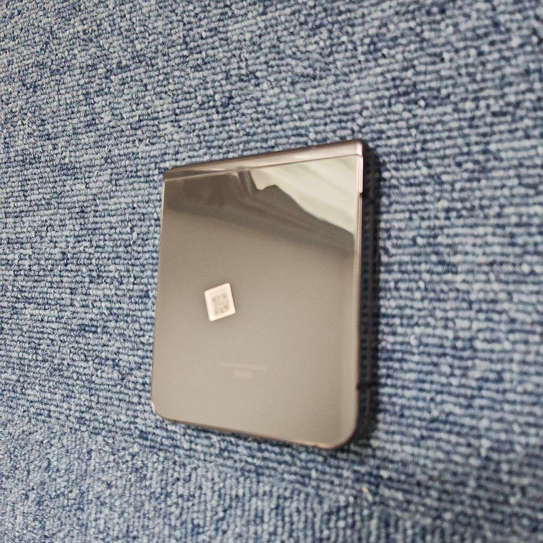 samsung Galaxy z Flip 5 グラファイト 256GB 国内版