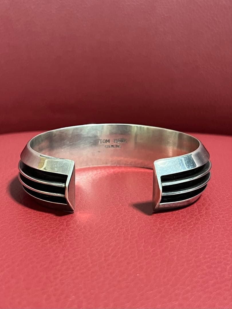 TOM HAWK トムホーク シルバー ストライプデザイン ブレスレット