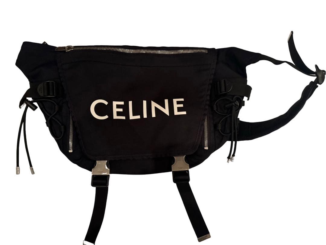 セリーヌ トレッキングメッセンジャーバック