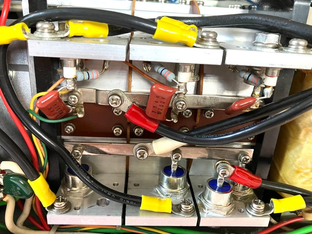 週末特別価格：KENWOOD 18V/30A 定電圧・定電流電源　PD18-30