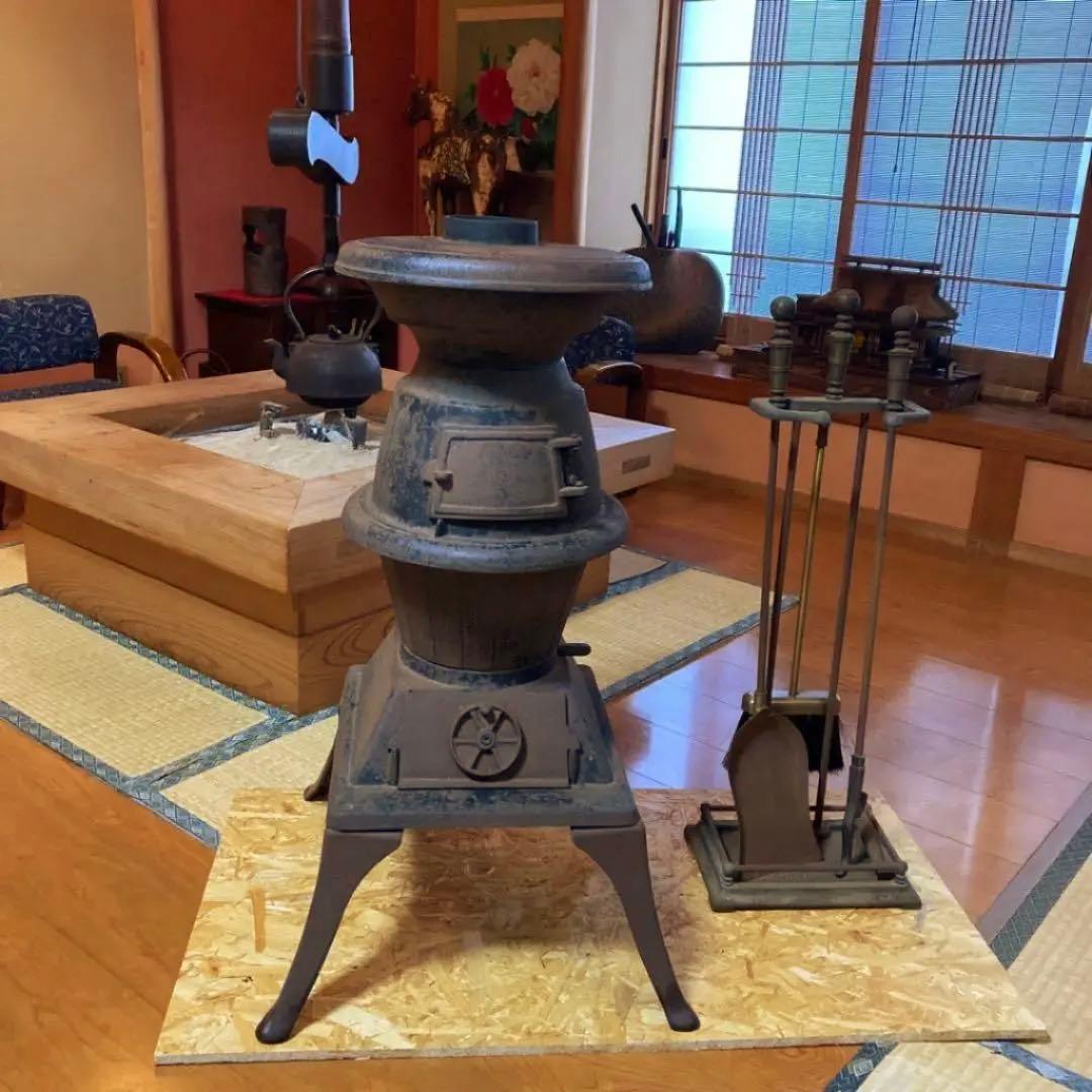 古い薪ストーブ だるまストーブ 鋳物 鉄製 暖炉 置物 レトロ ヴィンテージ