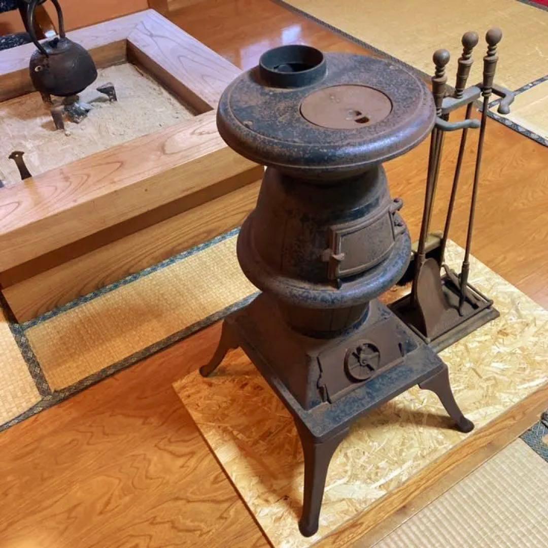 古い薪ストーブ だるまストーブ 鋳物 鉄製 暖炉 置物 レトロ ヴィンテージ