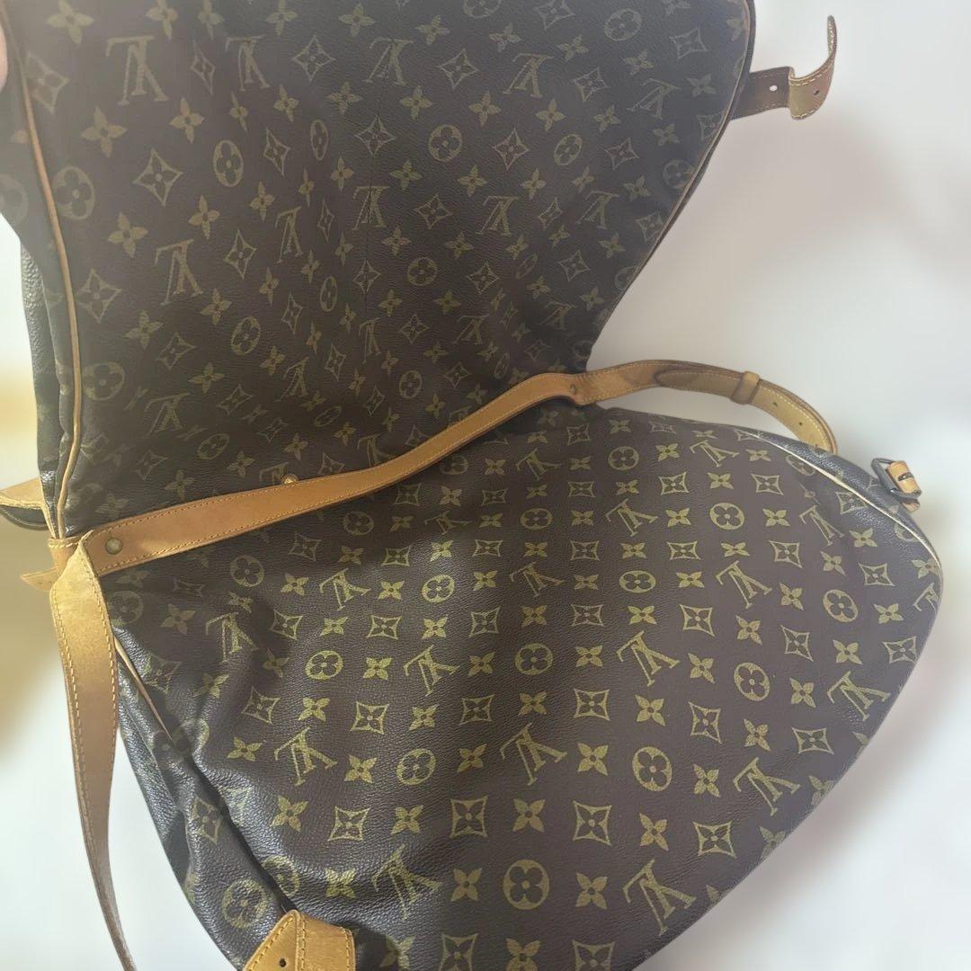 やまにゃんさま専用　LVルイヴィトン　ソミュール