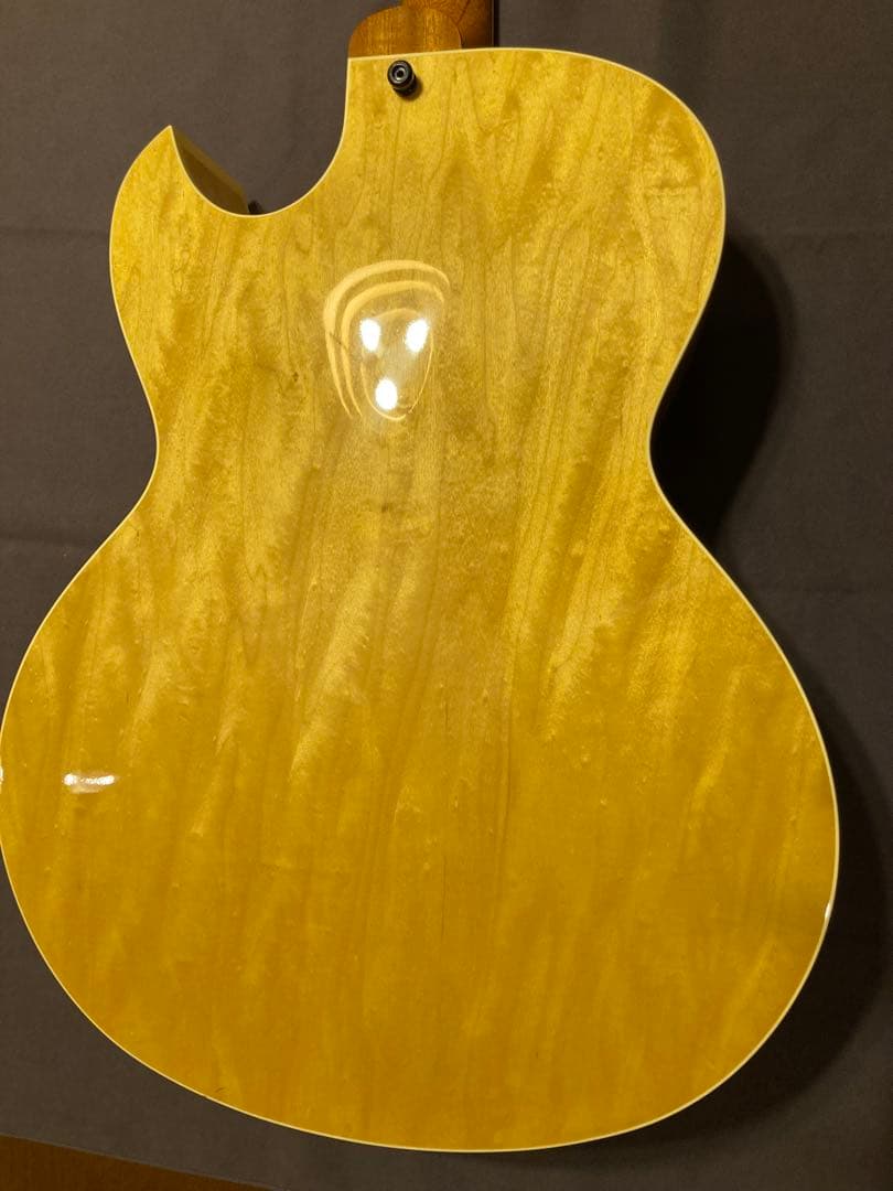 ギター Archtop Tribute Custom ATC175D ES-175