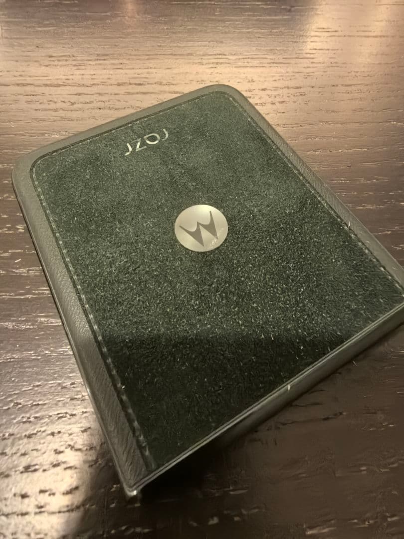 motorola razr 60 ULTRA 本体国内版スカラベグリーン