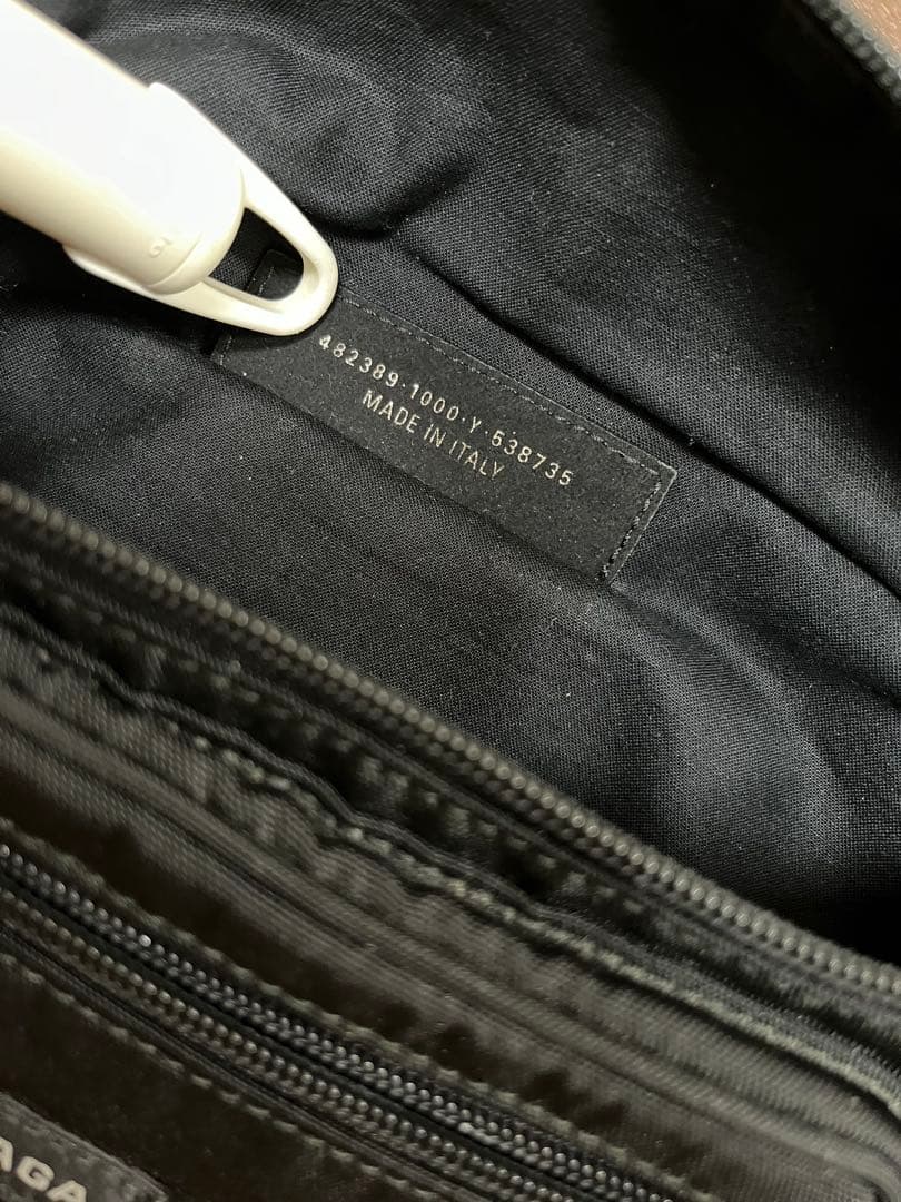 BALENCIAGA ボディバッグ ブラック