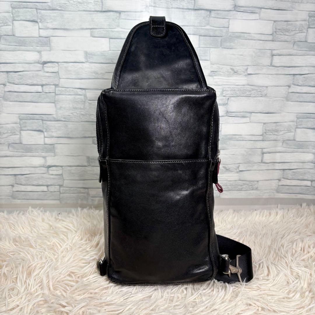 Paul Smith ポールスミス　オールレザー　ボディバッグ　スリングバッグ