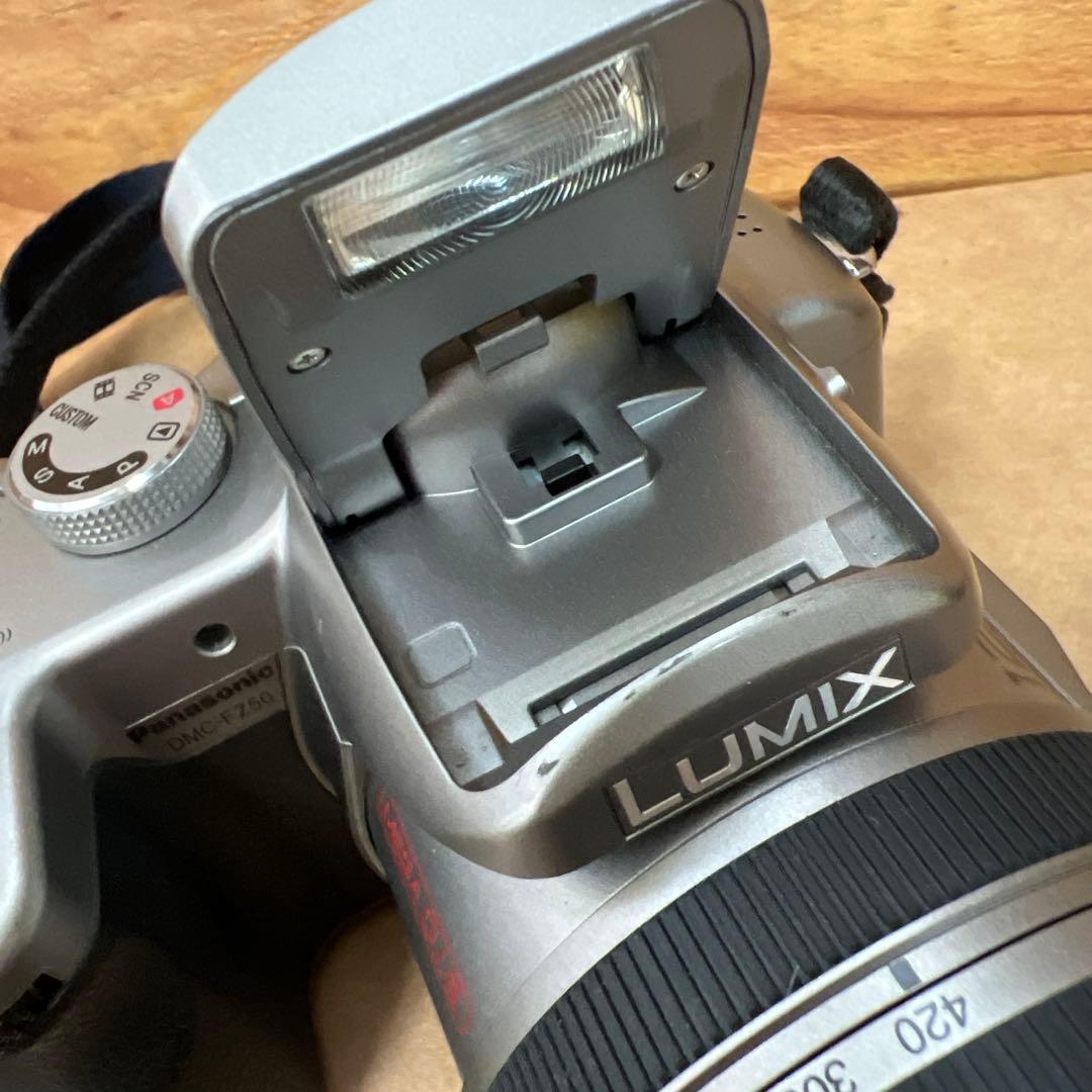 ライカレンズ搭載Panasonic LUMIX DMC-FZ50 デジタルカメラ