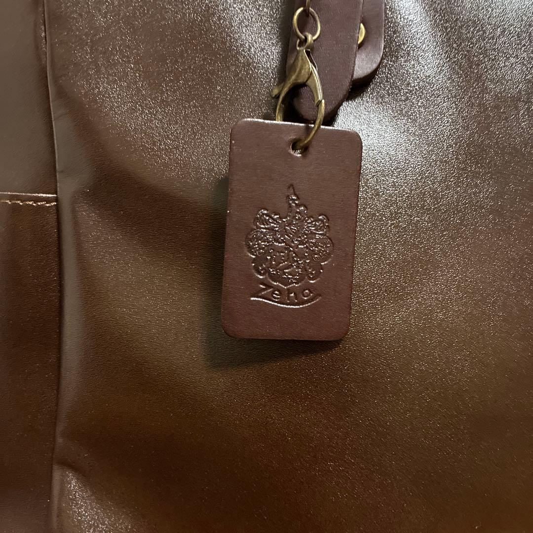 【美品】zeha ツェハ　本革　A4収納 肩掛け可　トートバッグ　ビジネスバッグ