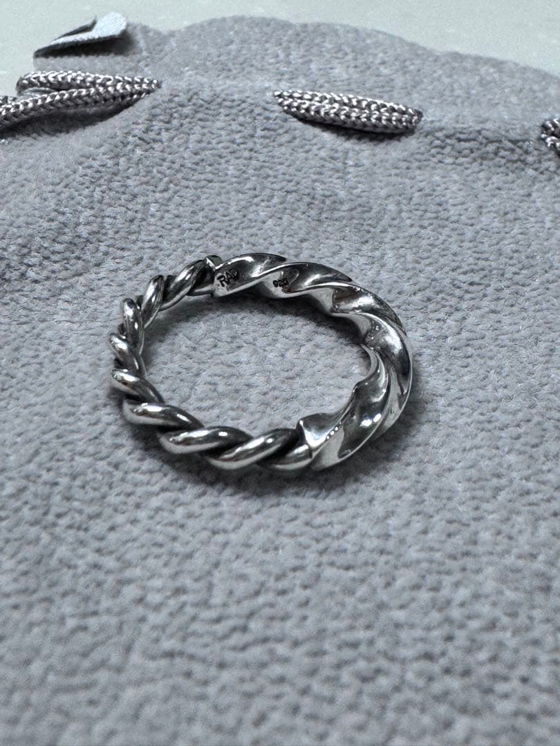 RADIALL TWIST - PINKY RING 9号